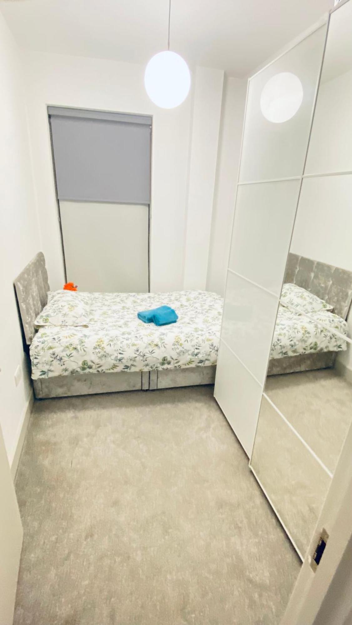 Shadwell - Walking Distance To Tower Bridge, Two Stations In Close Proximity London Exterior photo