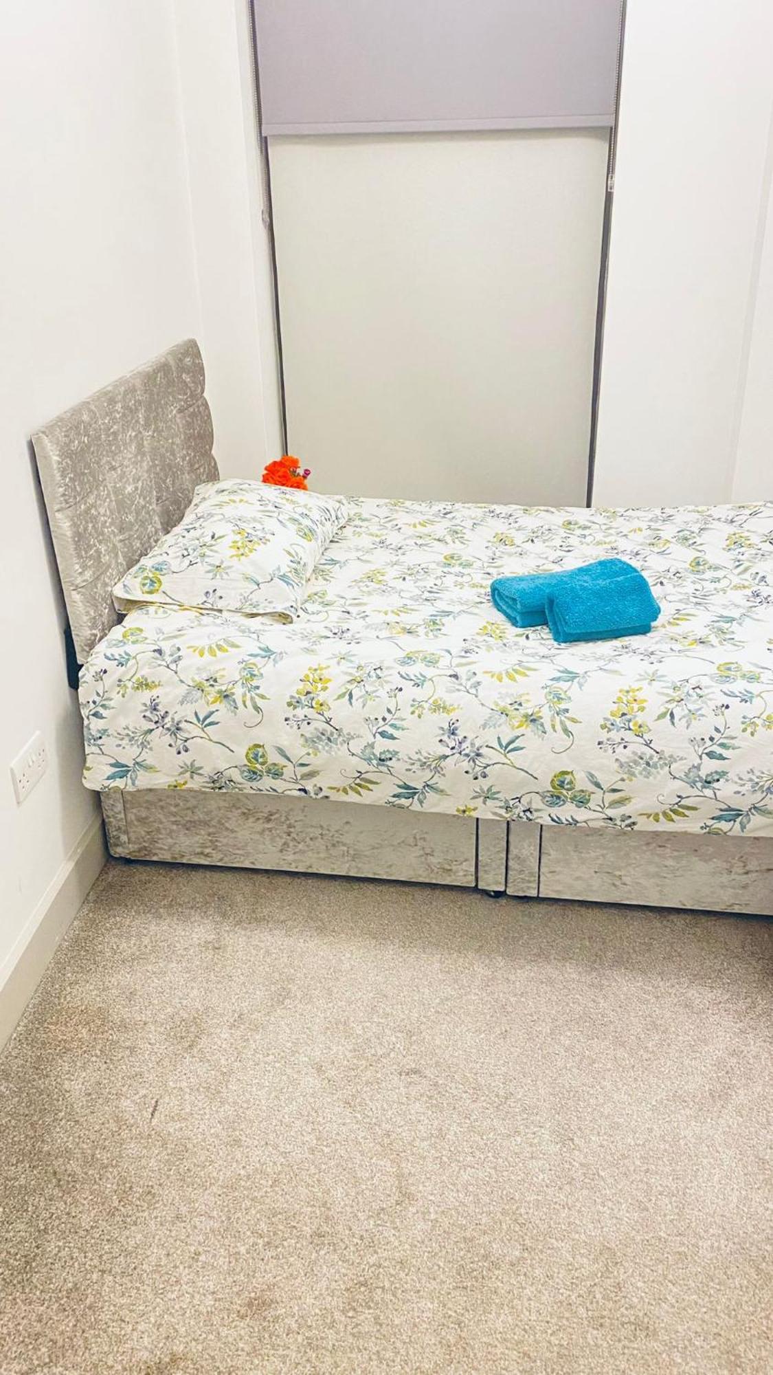 Shadwell - Walking Distance To Tower Bridge, Two Stations In Close Proximity London Exterior photo
